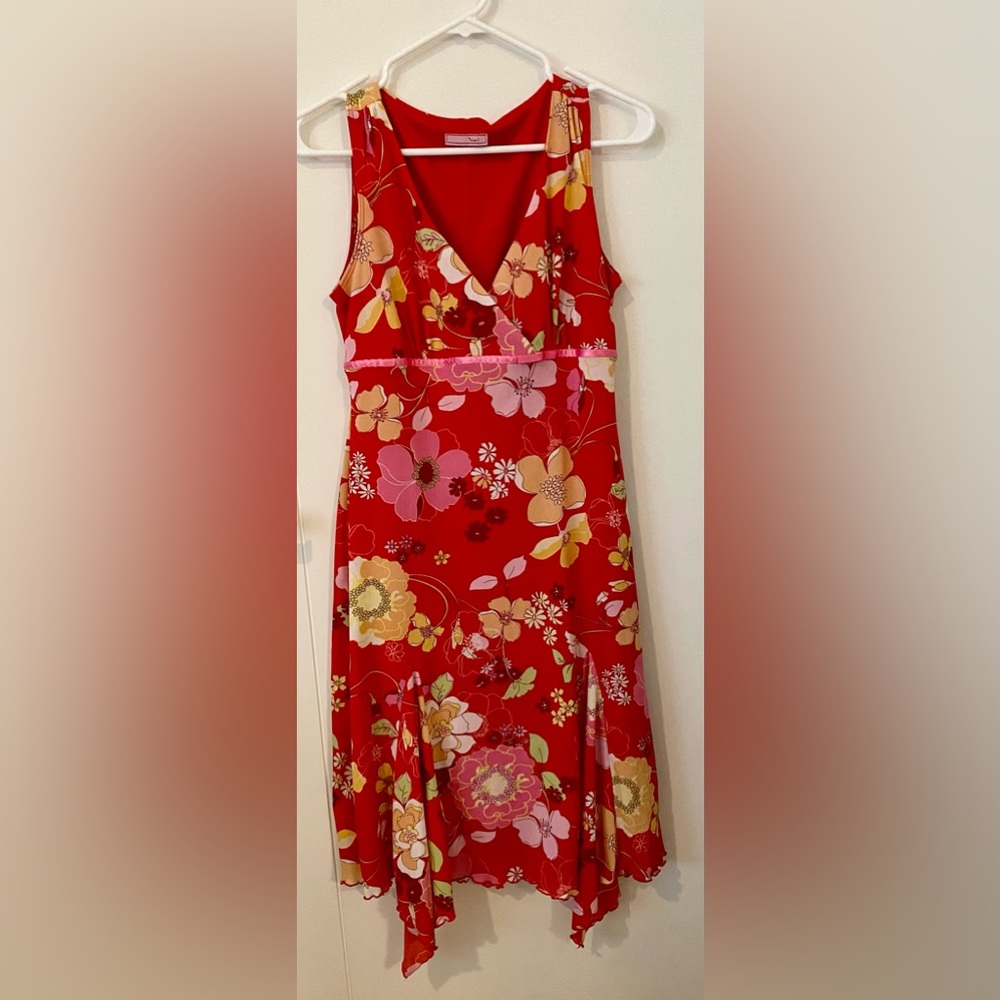 💰5/$25 Vol.1 Red Floral Dress size S/M